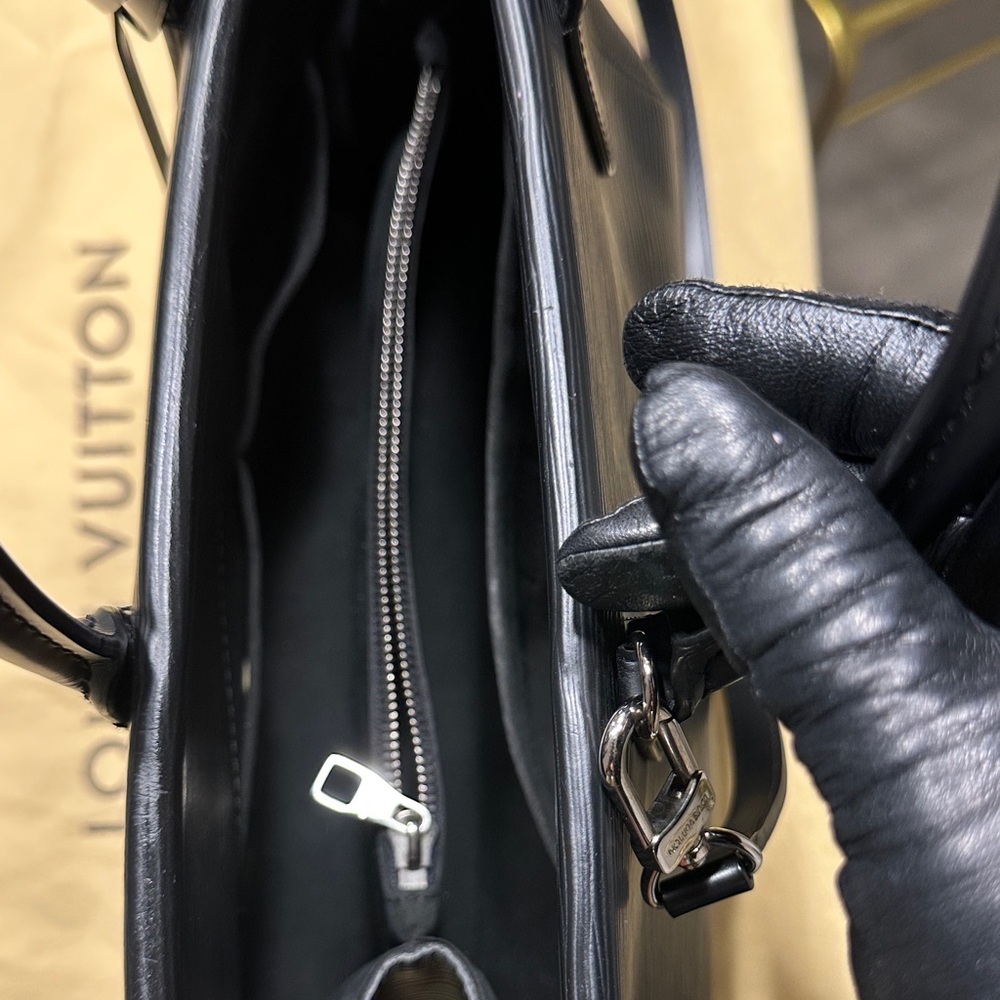 Louis Vuitton Black Epi Leather Structured Satchel with Shoulder Strap - Picture 11 of 12